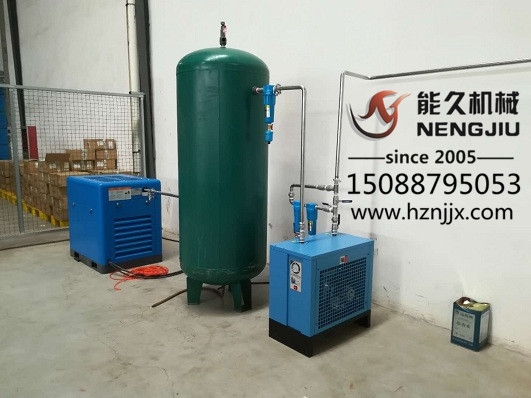 �������R������׃�l�Չ��C�F(xi��n)��ʹ����Ƭ